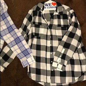 Black and white lord n Taylor blouse 2x